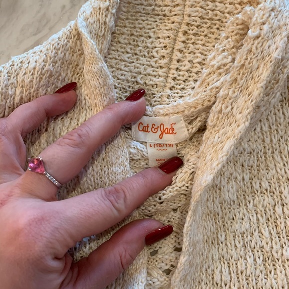 CAT & JACK CREAM CARDIGAN SWEATER GIRLS 10/12 - Picture 2 of 4